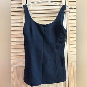 Lululemon tank top with built-in shelf bra